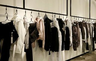 融合日用百货思维，解锁服装加盟生意的五大黄金法则